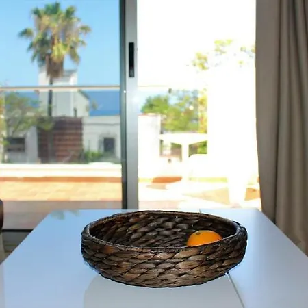 Light And Modern Appartement